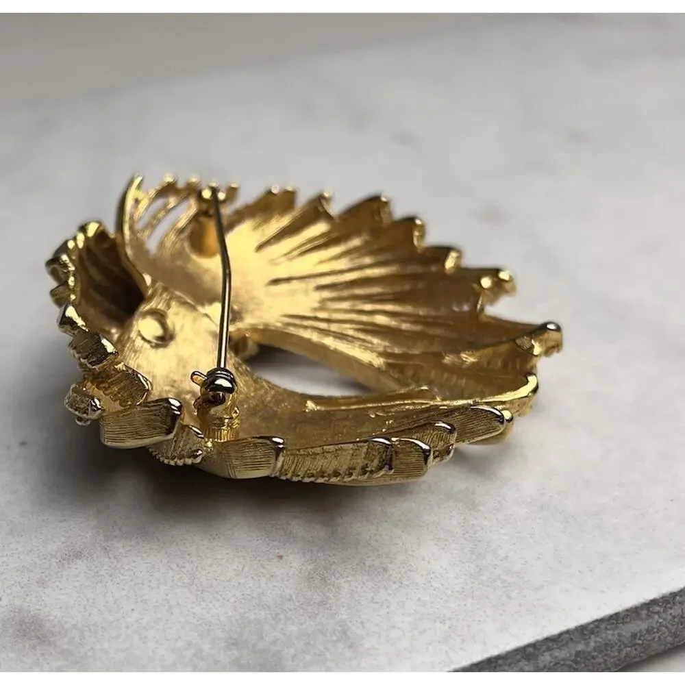 Monet Cordelia Brooch Pin Starburst Fringe Fireworks Gold Tone Vintage 1960s 2